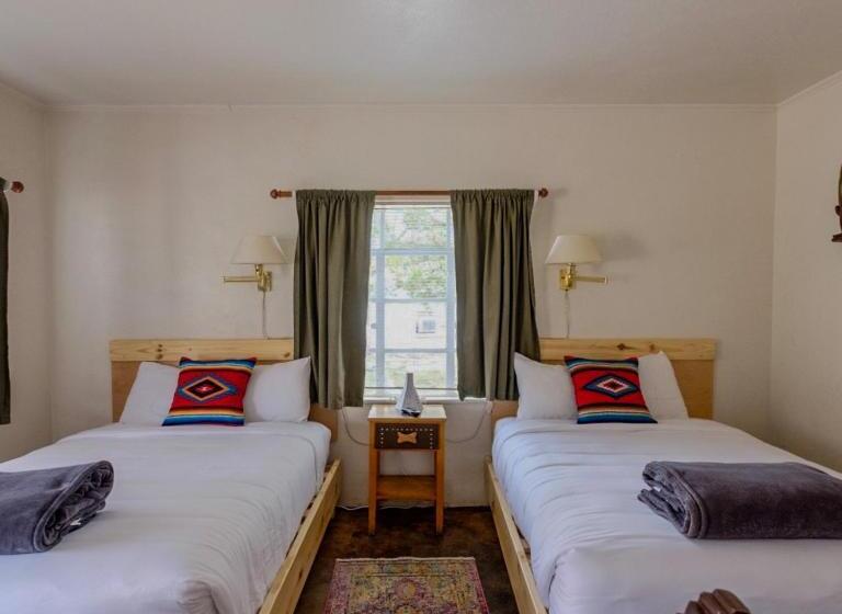 مُتل Antelope Lodge