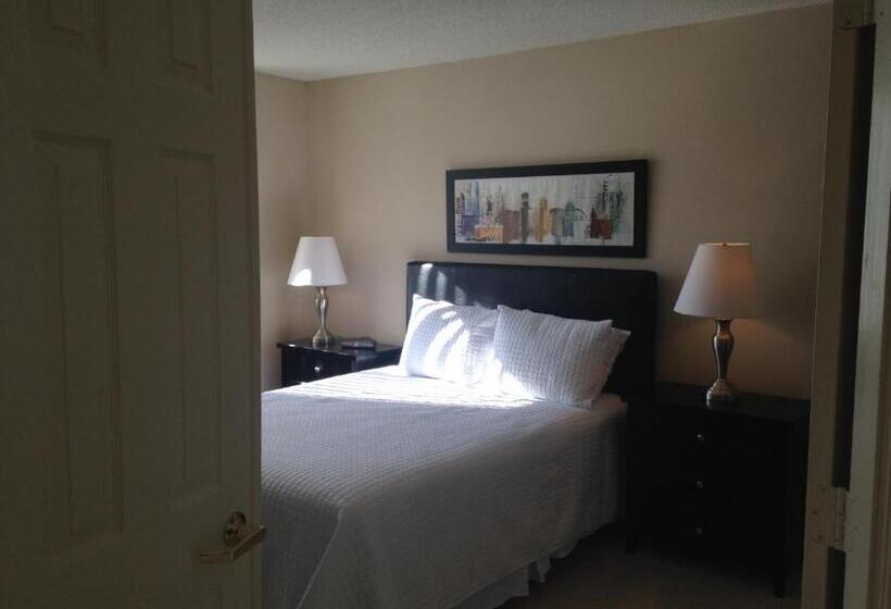 National At Ballston Metro