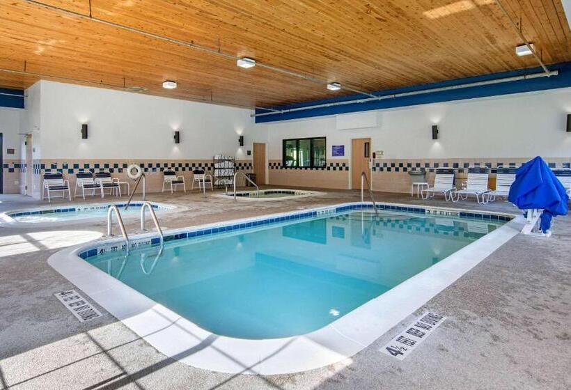 فندق Comfort Inn & Suites Cooperstown   Milford