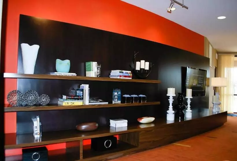 فندق Courtyard Salina