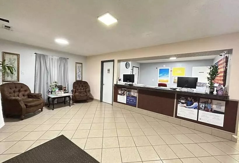 호텔 Days Inn By Wyndham Branson Near Theatre District