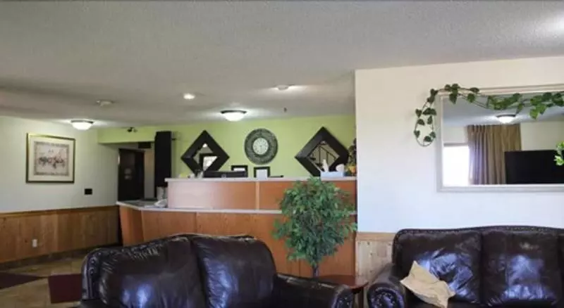 هتل East Grand Inn