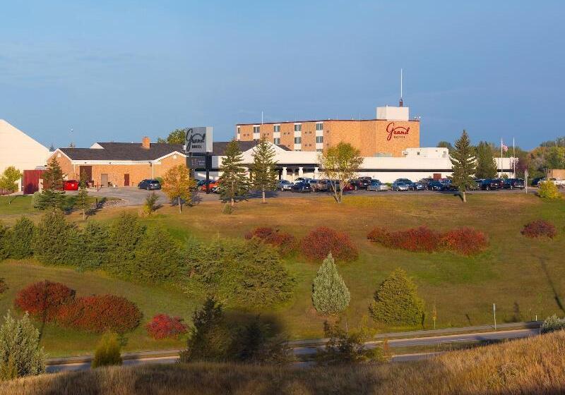 فندق Grand