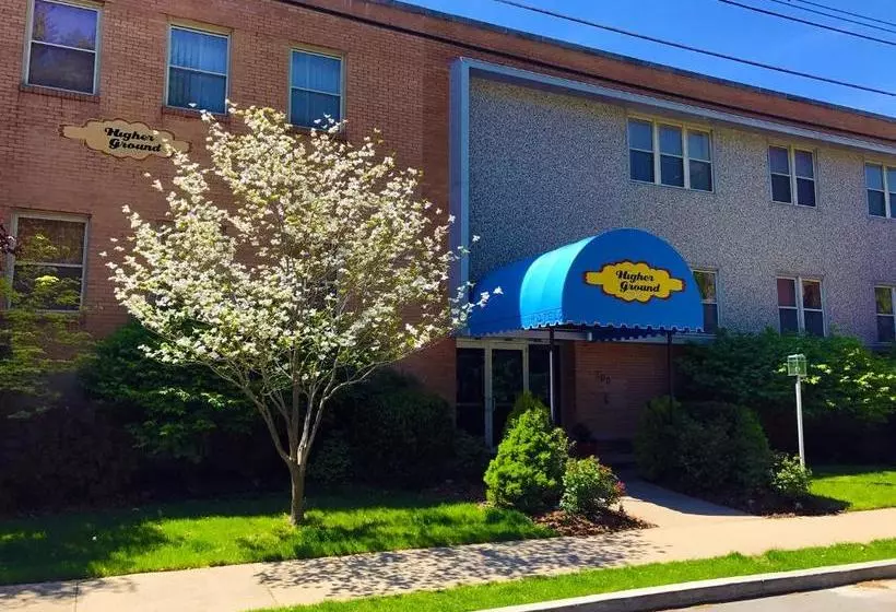 호텔 Higher Ground