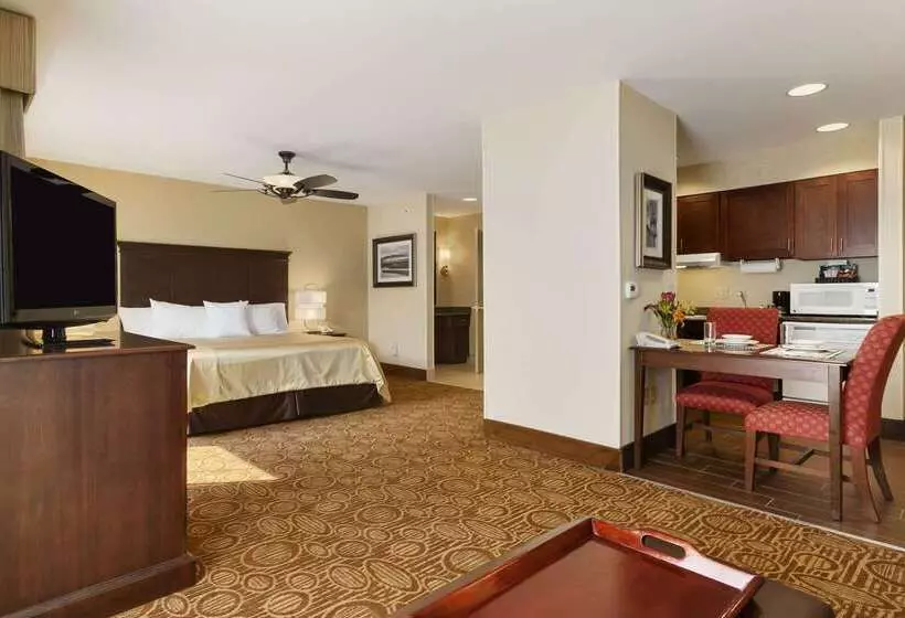 Hotelli Homewood Suites By Hilton Binghamton/vestal, Ny