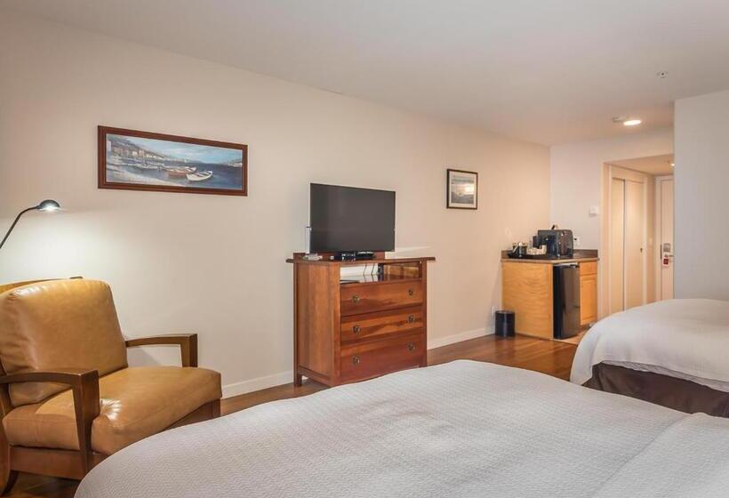 酒店 Little Sur Inn