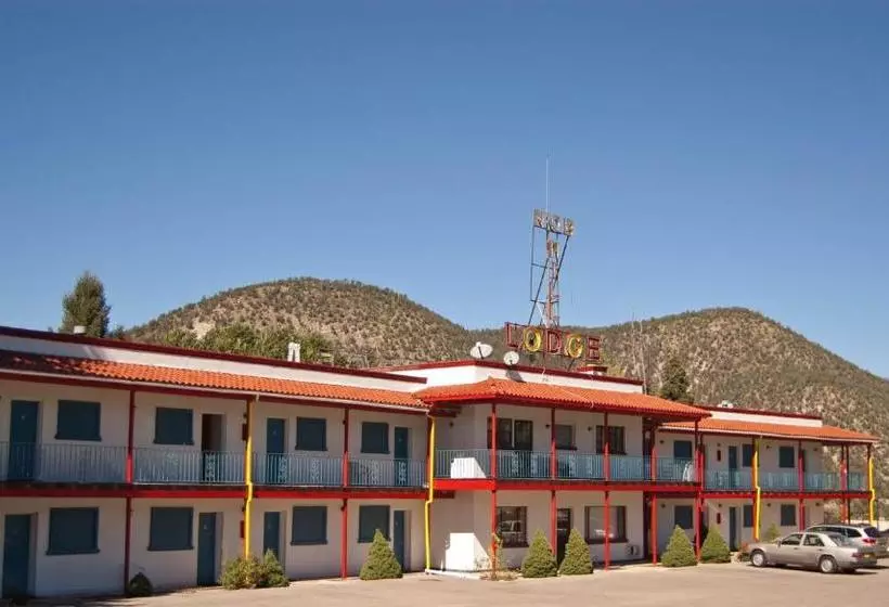 Отель Nob Hill Lodge