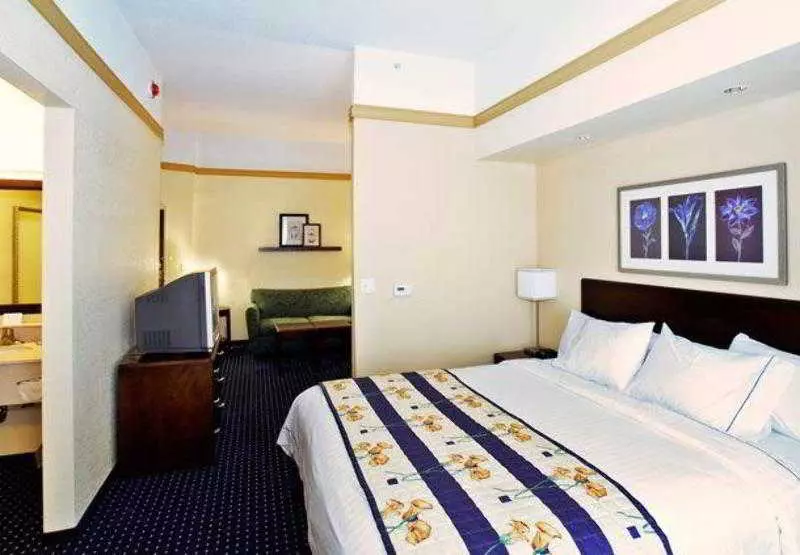 Hotel Springhill Suites By Marriott Grand Rapids Airport Southeast