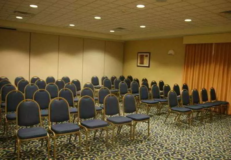 Hotel Springhill Suites By Marriott Grand Rapids Airport Southeast