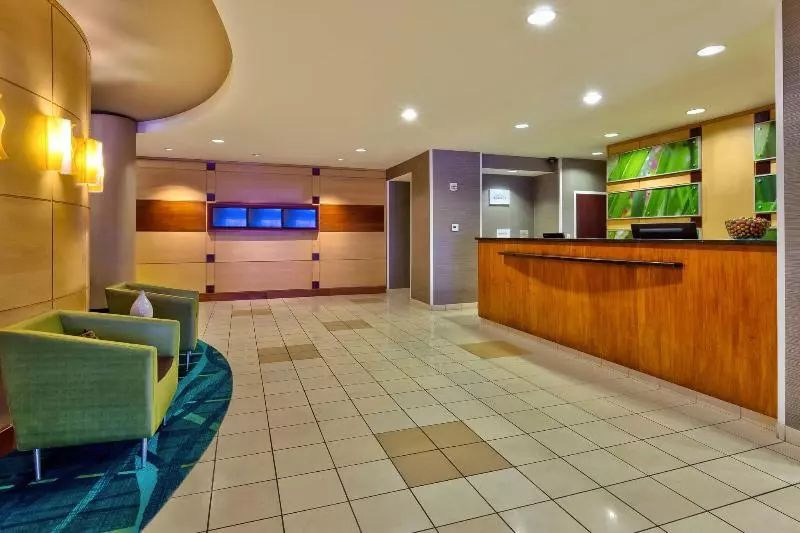 Hotel Springhill Suites By Marriott Grand Rapids Airport Southeast