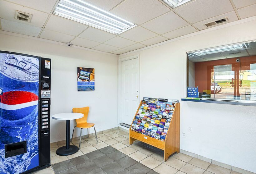 Motel 6blue Springs, Mo