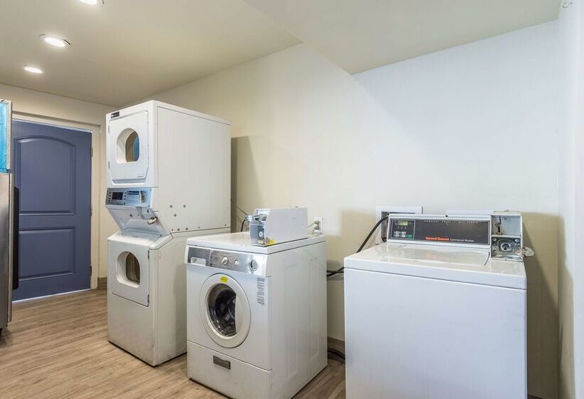 Motel 6oceanside, Ca, Marina