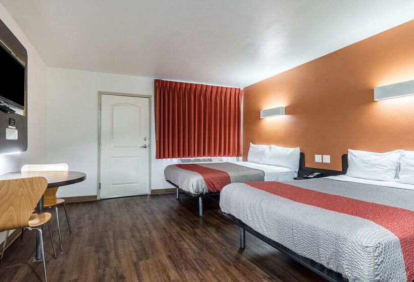 Motel 6oceanside, Ca, Marina