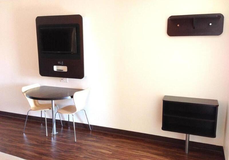 Motel 6oceanside, Ca, Marina