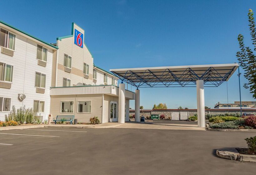Motel 6 Redmond, Or