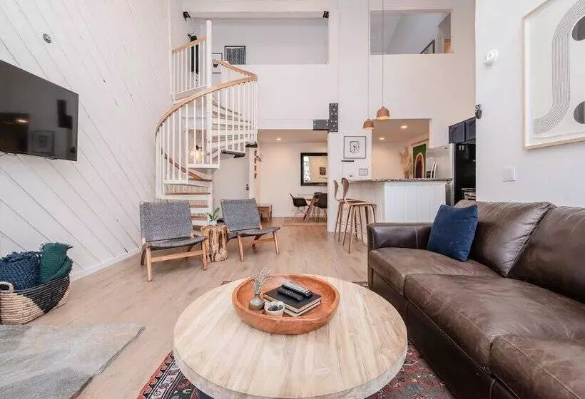 리조트 Crestview B44