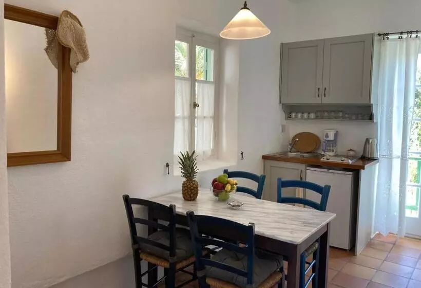 Alkyonis Villas