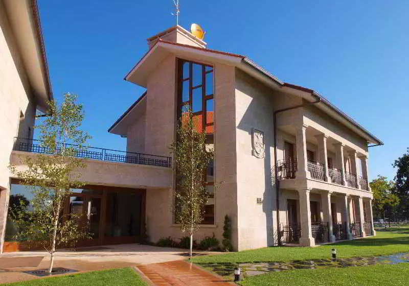 乡村酒店  Rural Campaniola