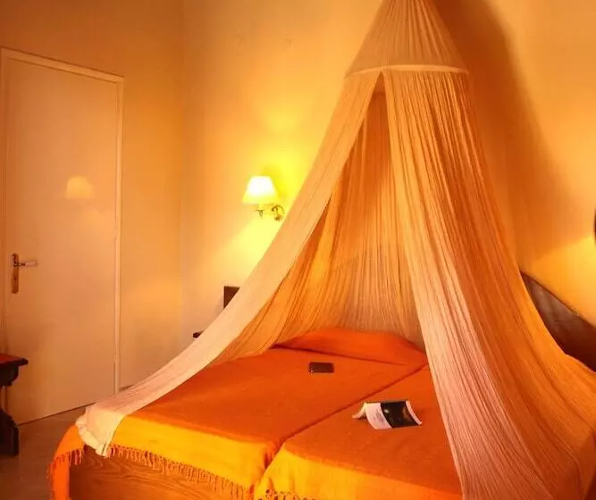 Fouxia Apartments And Studios