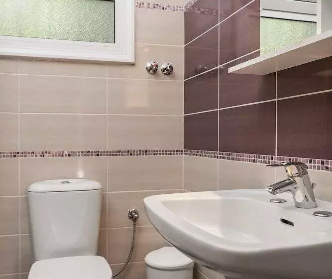 Fouxia Apartments And Studios