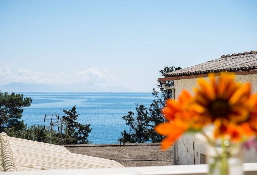 Fouxia Apartments And Studios