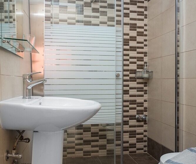 Fouxia Apartments And Studios