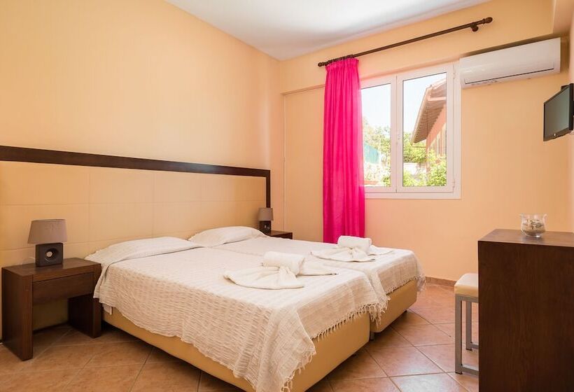 Fouxia Apartments And Studios