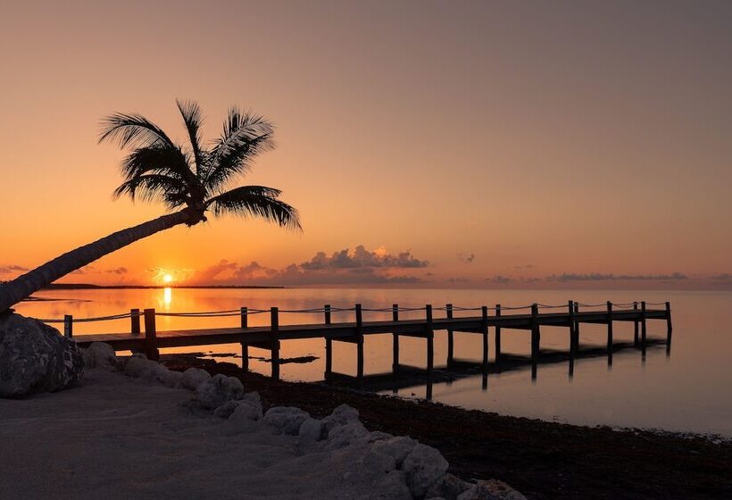 Grassy Flats Resort & Beach Club