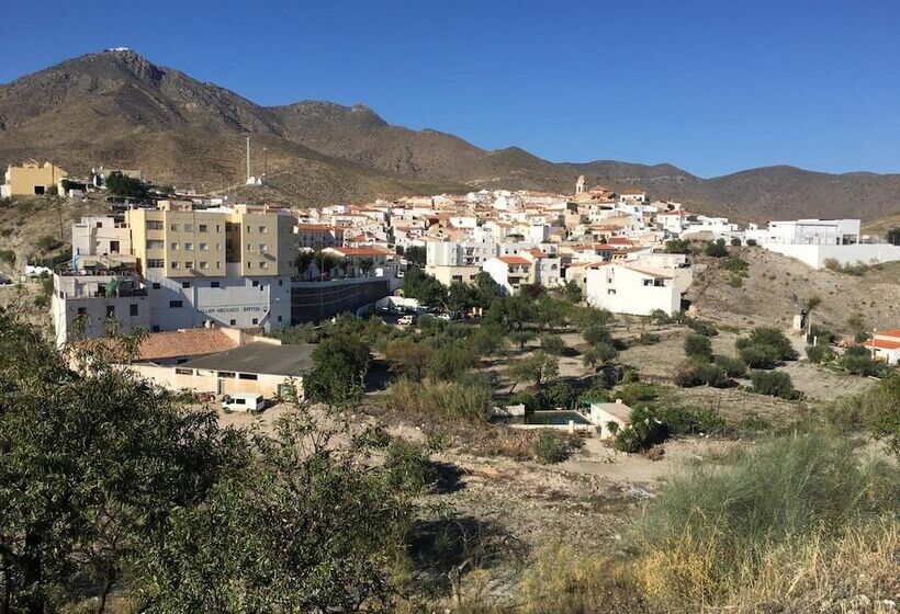 فندق فئة نجمة واحدة La Escapada