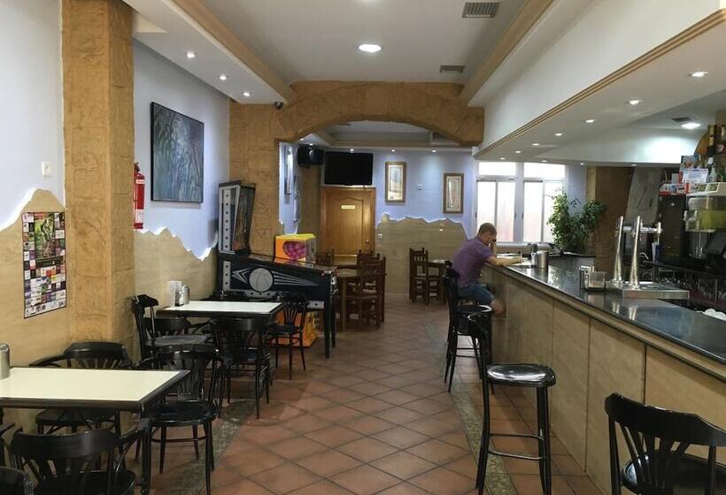 فندق فئة نجمة واحدة La Escapada