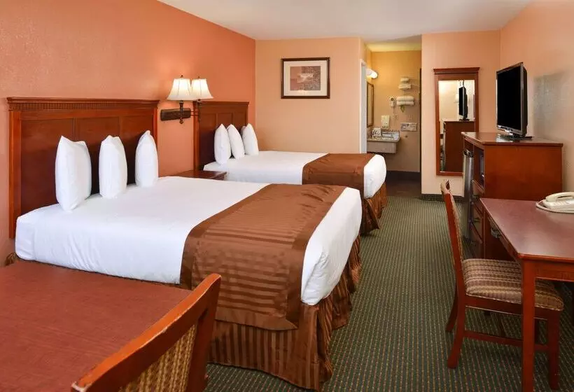 호텔 Americas Best Value Inn & Suites East Bakersfield