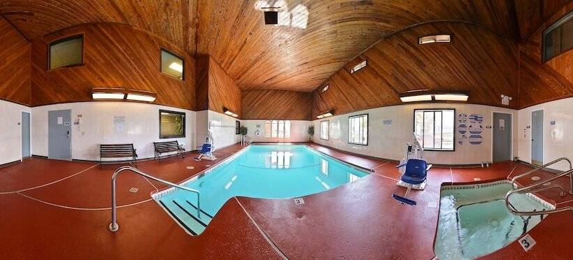 호텔 Americas Best Value Inn & Suites East Bakersfield