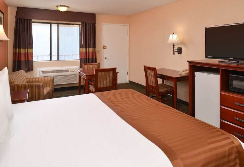 호텔 Americas Best Value Inn & Suites East Bakersfield