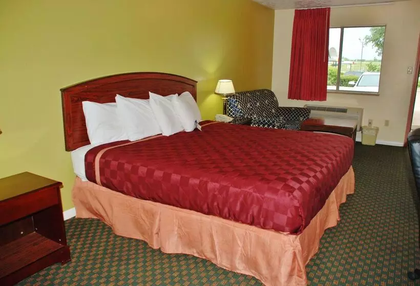 Отель Americas Best Value Inn & Suites Hempstead