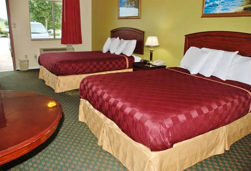 Отель Americas Best Value Inn & Suites Hempstead