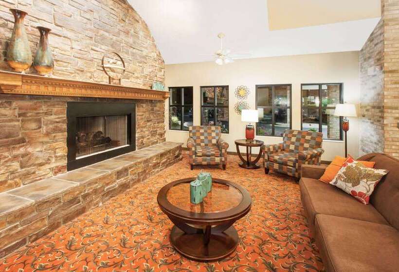 ホテル Americinn By Wyndham Greenville