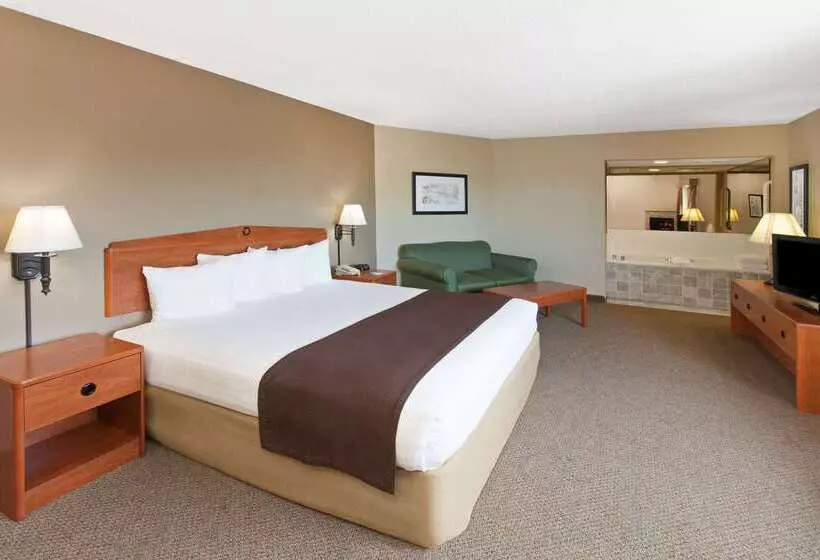 Отель Americinn By Wyndham Greenville