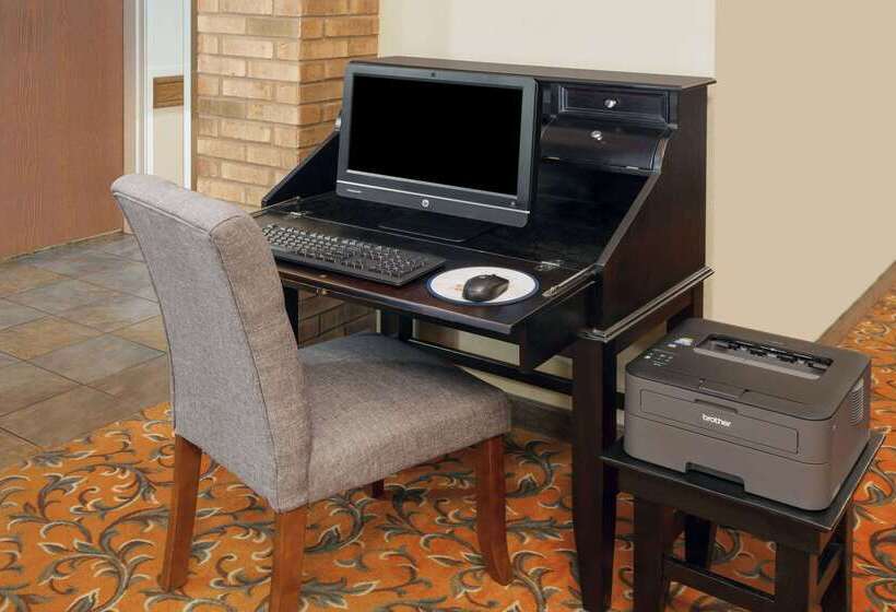 ホテル Americinn By Wyndham Greenville