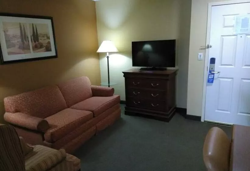 호텔 Baymont By Wyndham Clinton