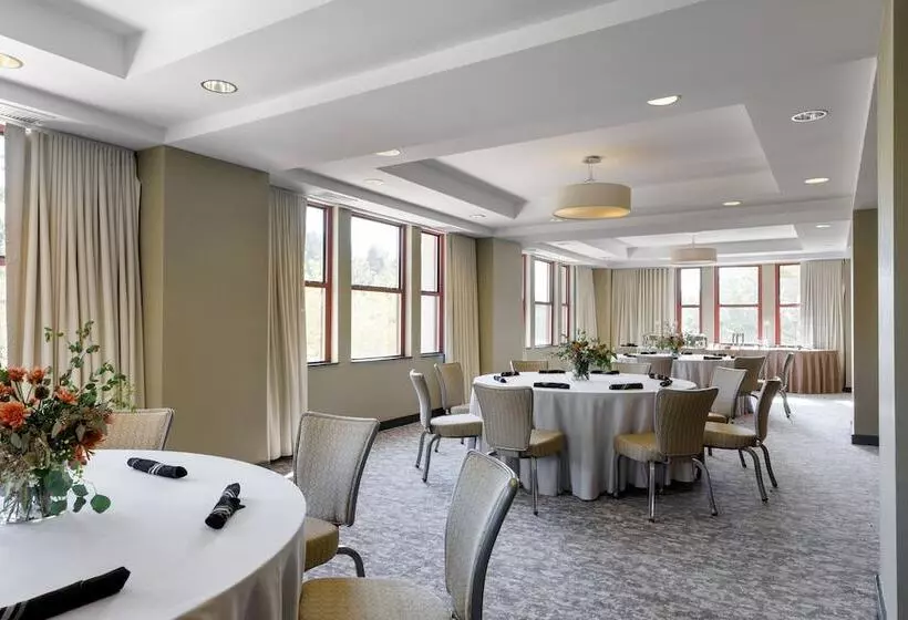 Colcord Hotel Oklahoma City, Curio Collection By Hilton