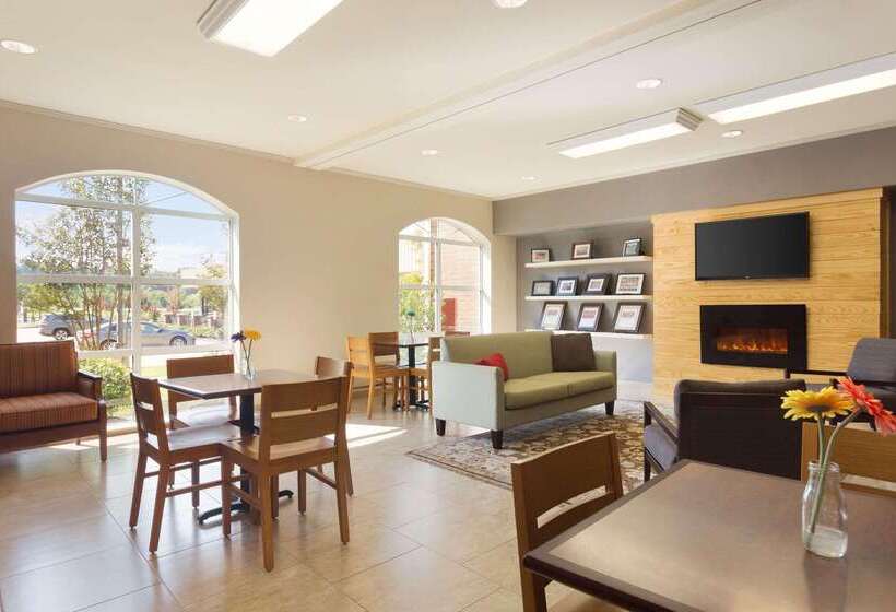 فندق Country Inn & Suites By Radisson, Pineville, La