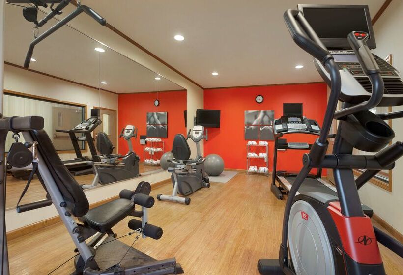 فندق Country Inn & Suites By Radisson, Pineville, La