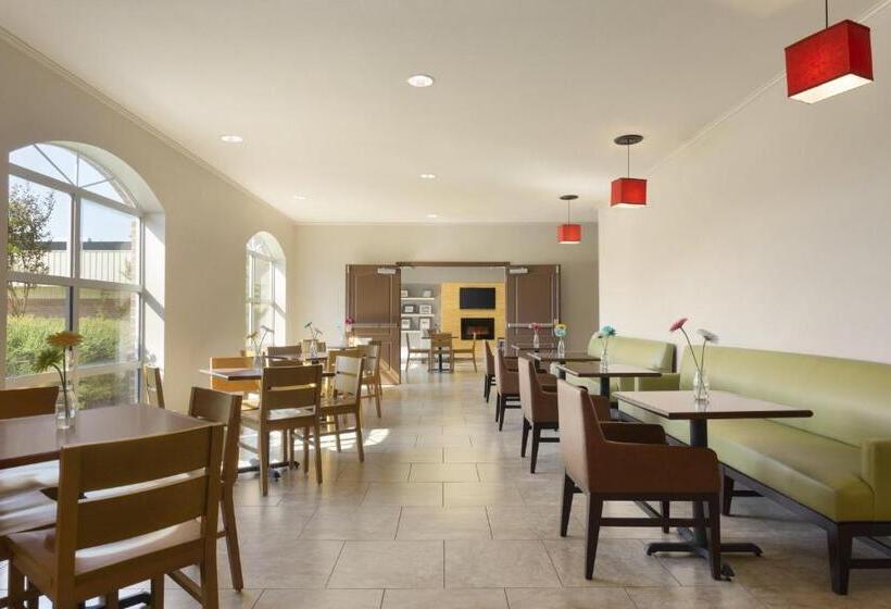 فندق Country Inn & Suites By Radisson, Pineville, La