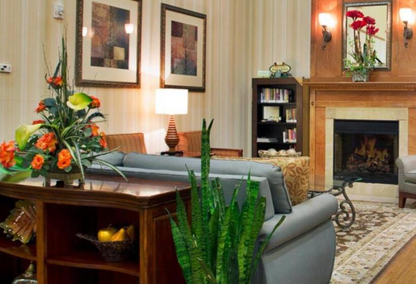 فندق Country Inn & Suites By Radisson, Pineville, La