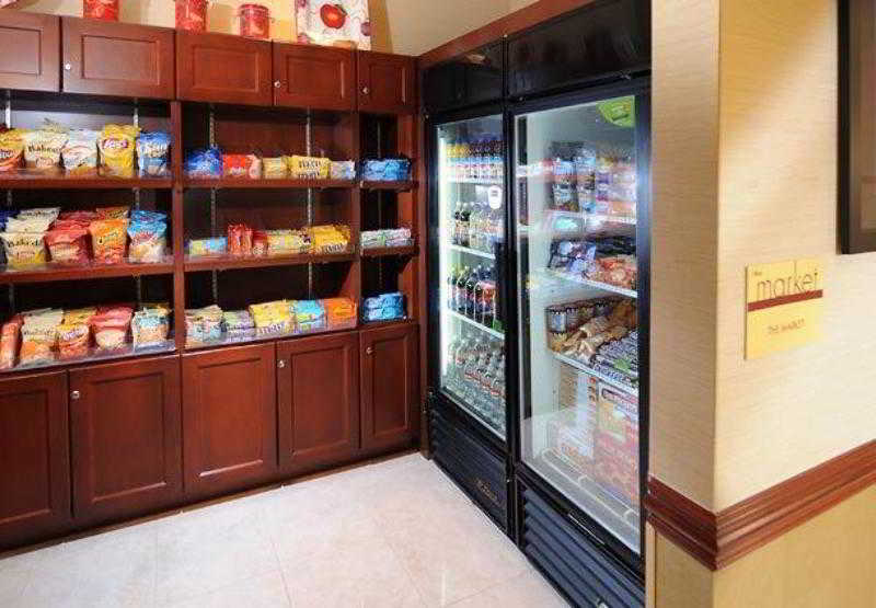 Отель Courtyard Marriott Houston Pearland