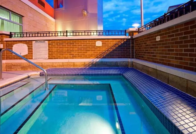 ホテル Courtyard Minneapolis Maple Grove Arbor Lakes