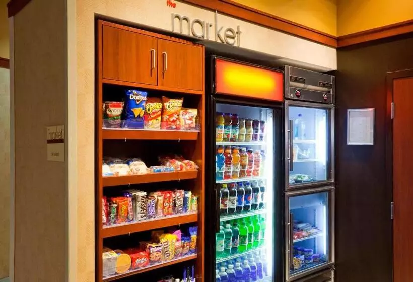 ホテル Courtyard Minneapolis Maple Grove Arbor Lakes