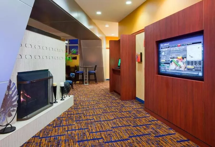 ホテル Courtyard Minneapolis Maple Grove Arbor Lakes