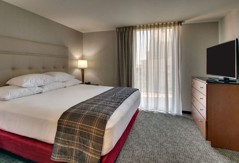 Drury Plaza Hotel San Antonio Riverwalk