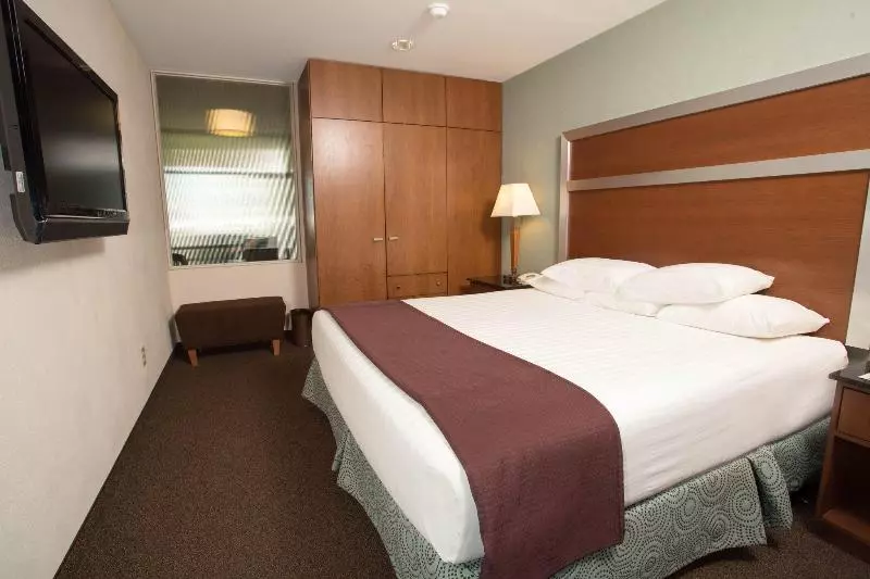 Drury Plaza Hotel San Antonio Riverwalk